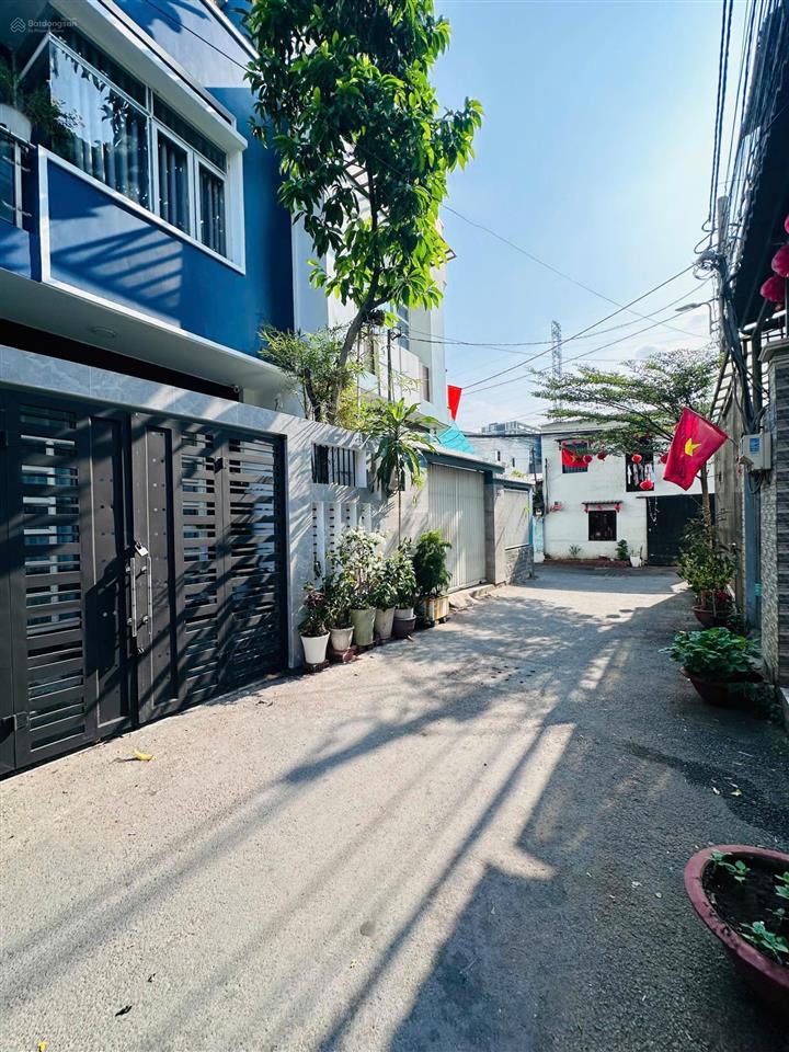 Hàng thơm! bán đất tặng dãy trọ, hẻm xe hơi thông ngay bệnh viện lê văn chí, tp thủ đức