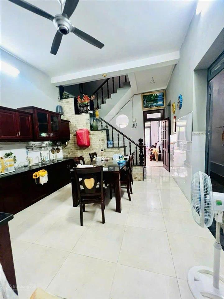 Hiếm ! bán nhà mặt tiền đường số 14 linh chiểu, ngang 5,6m khu trung tâm sầm uất bậc nhất thủ đức