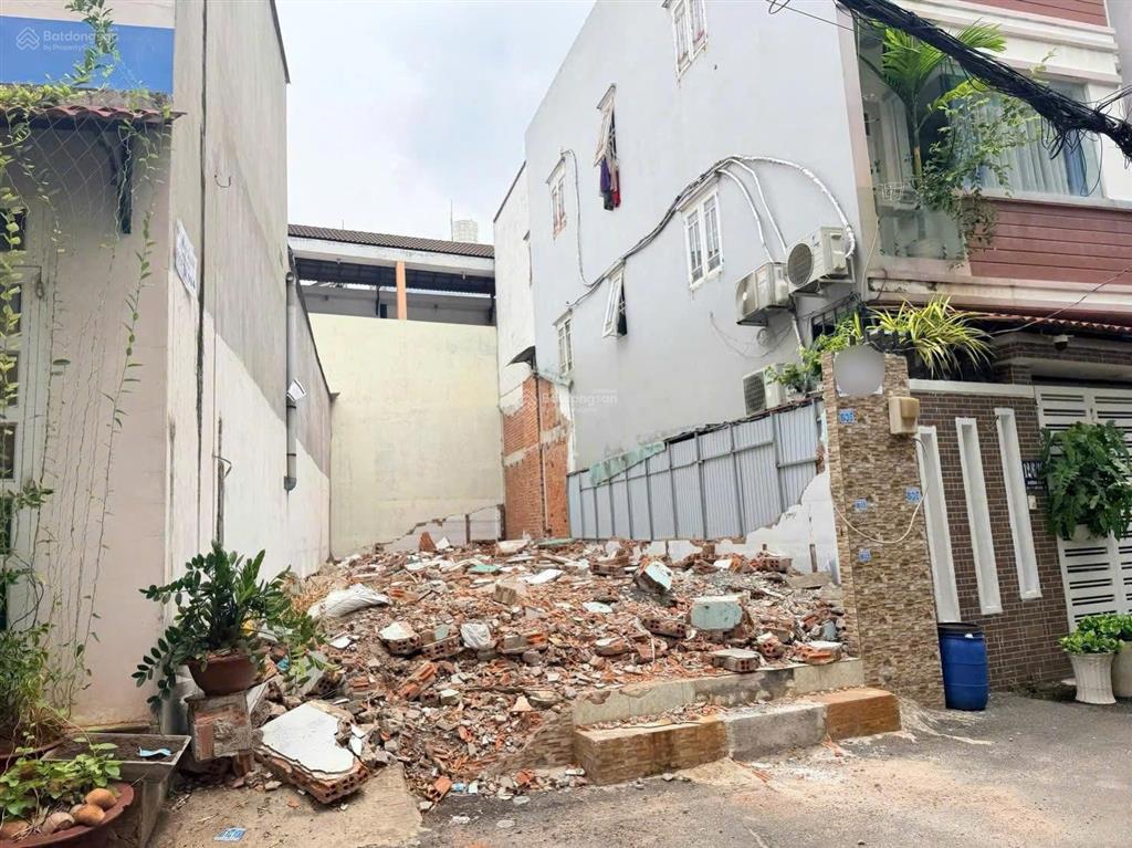 Ngang 5 mét! bán đất trống  tiện xây mới  khu vực trung tâm thủ đức diện tích 100m²