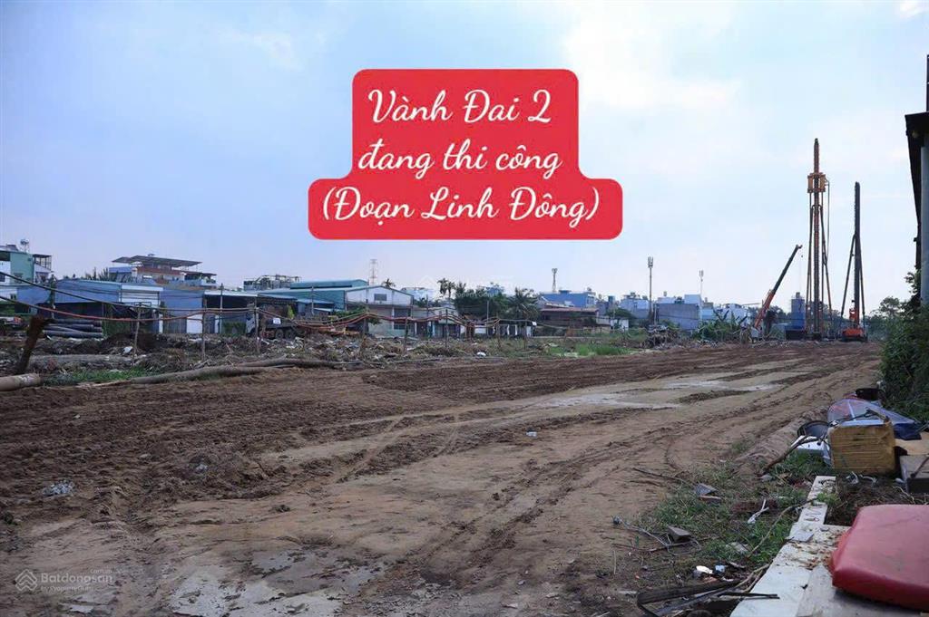 Đất vành đai 2 ! lô đất gần 200m2 đường oto thông cách vành đai 2 100m thích hợp xây ở hoặc đầu tư