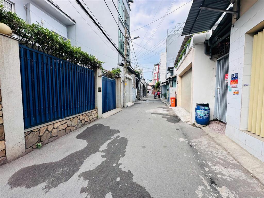 Nhà đẹp! bán nhanh nhà 1 trệt 3 lầu tum sân thượng trước sau diện tích 104m2