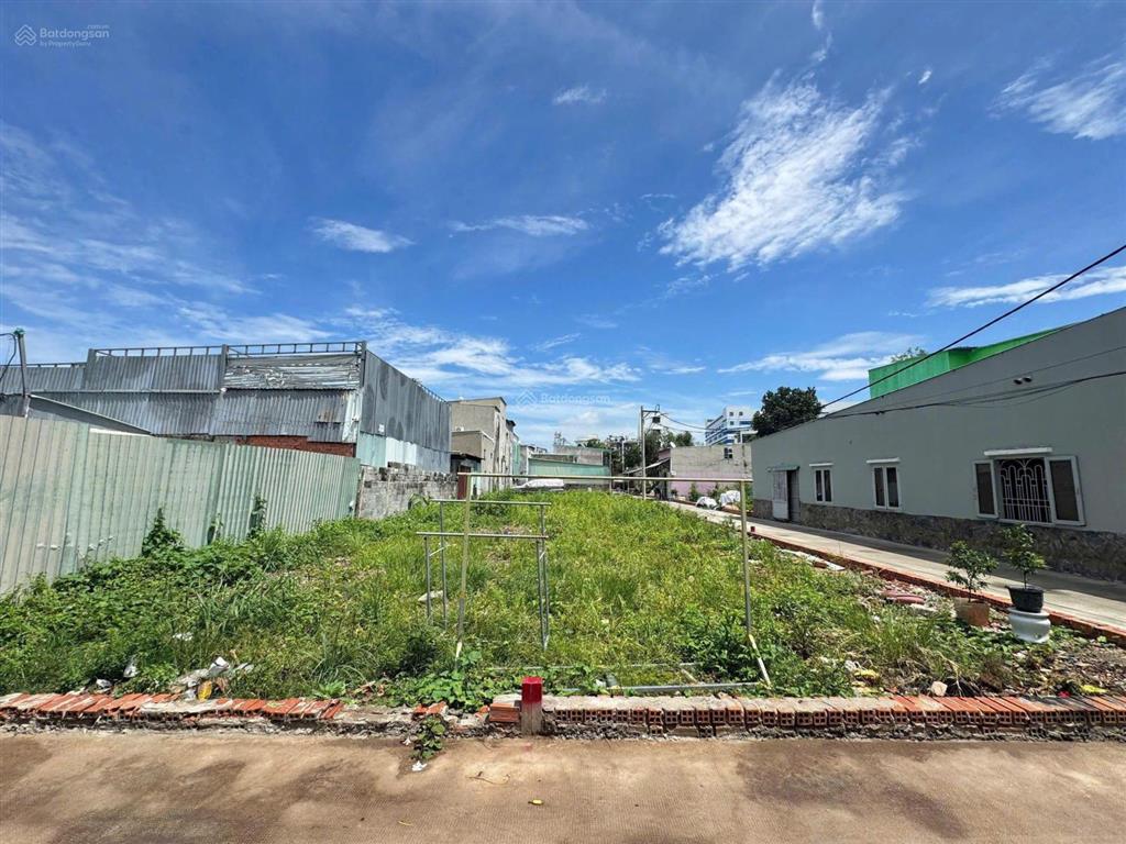 Lô đất thổ cư ngay sau thpt nguyễn khuyến  quốc lộ 13  hiệp bình phước