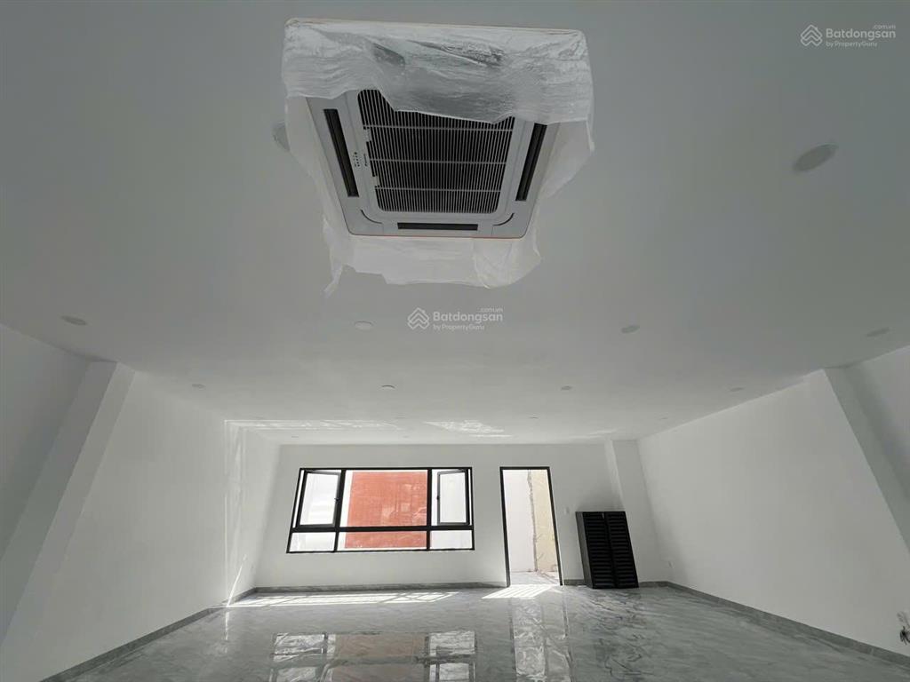 Cần cho thuê nhà trệt lửng 2 lầu đường nguyễn thanh sơn quận 2