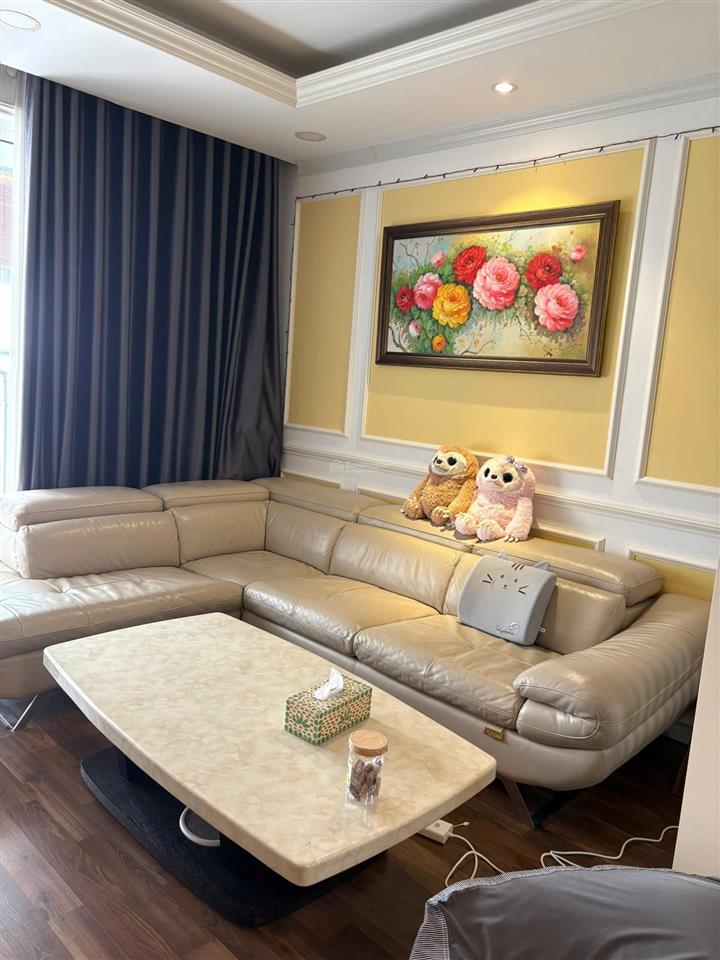 Cần bán căn hộ 3pn full nội thất 119 phổ quang novaland