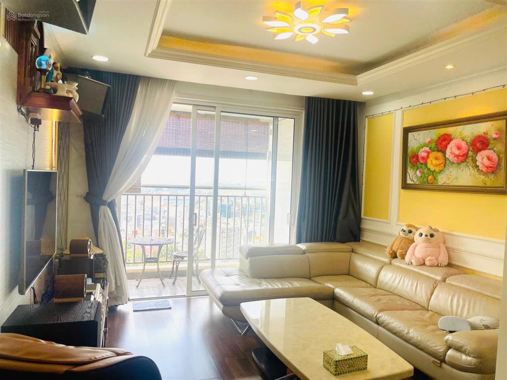 Cần bán căn hộ 3pn full nội thất 119 phổ quang novaland