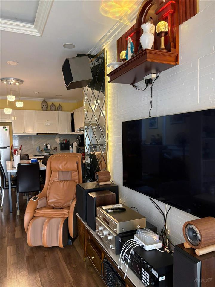 Cần bán căn hộ 3pn full nội thất 119 phổ quang novaland