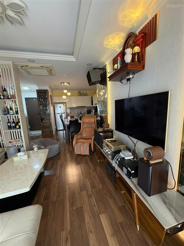 Cần bán căn hộ 3pn full nội thất 119 phổ quang novaland