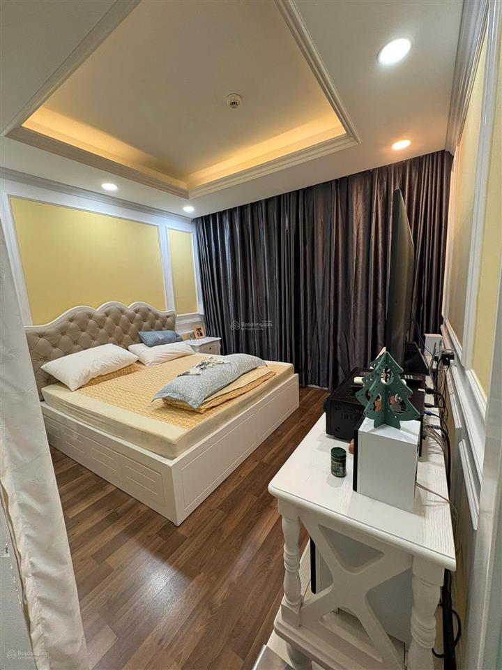 Cần bán căn hộ 3pn full nội thất 119 phổ quang novaland