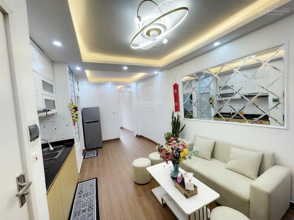 Chỉ quanh 1,9 tỷ có ngay căn 2n sát bến xe mỹ đình vị trí cực hiếm mặt phố thiên hiền