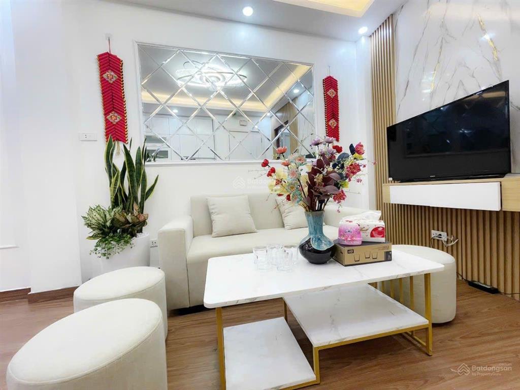 Chỉ quanh 1,9 tỷ có ngay căn 2n sát bến xe mỹ đình vị trí cực hiếm mặt phố thiên hiền