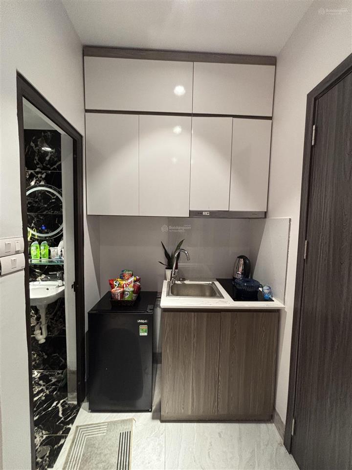 Cho thuê ch ở lê ngọc hân  hai bà trưng, full nội thất đẹp, ngõ gần, 5p xuống phố cổ