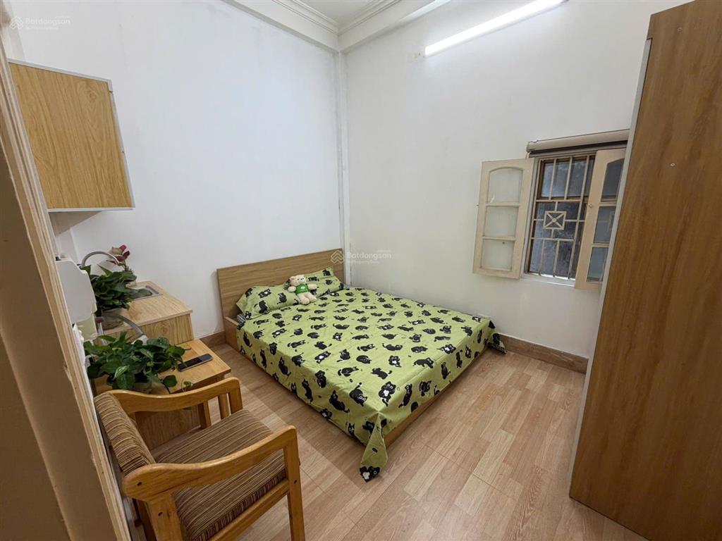 Cho thuê phòng full đồ sạch đẹp, để xe rộng, 2,9 triệu, 20m2, tại hào nam, đống đa, hà nội