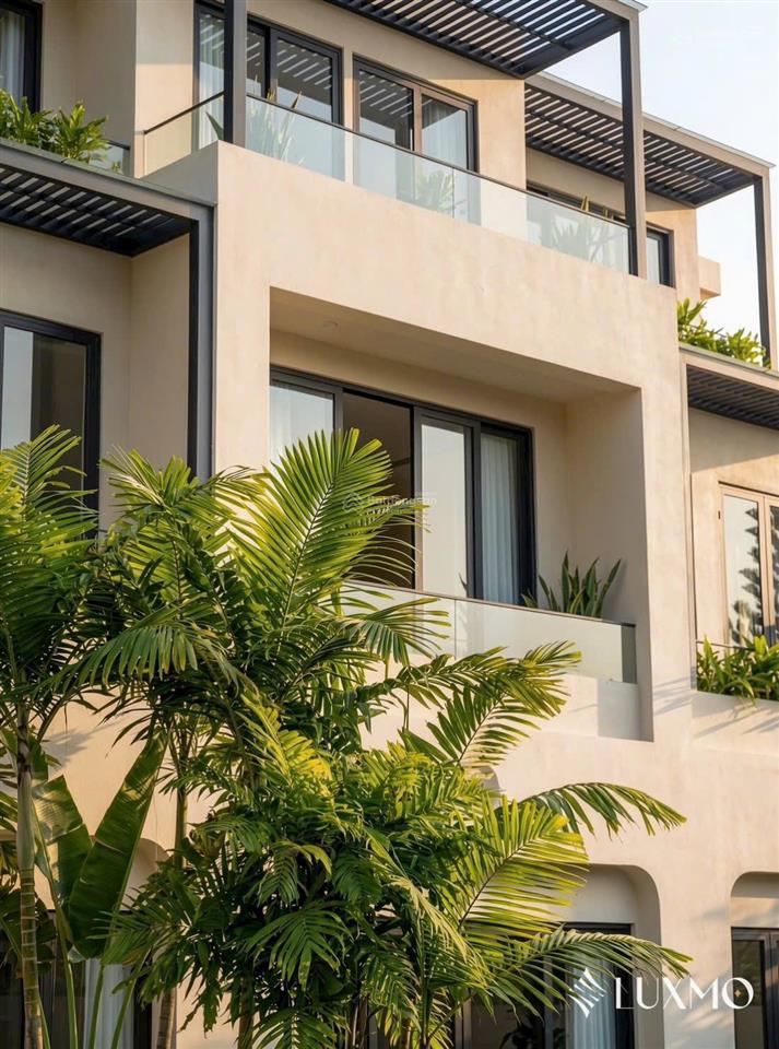 Bán villa mặt tiền phạm quang ảnh, sơn trà cách cầu rồng 700m