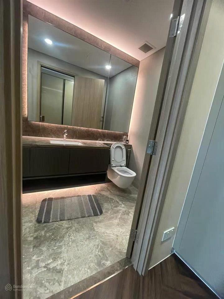 Bán căn hộ 2pn, 2wc  dt 94m2 tại the river thủ thiêm, giá tốt 18 tỷ vnd