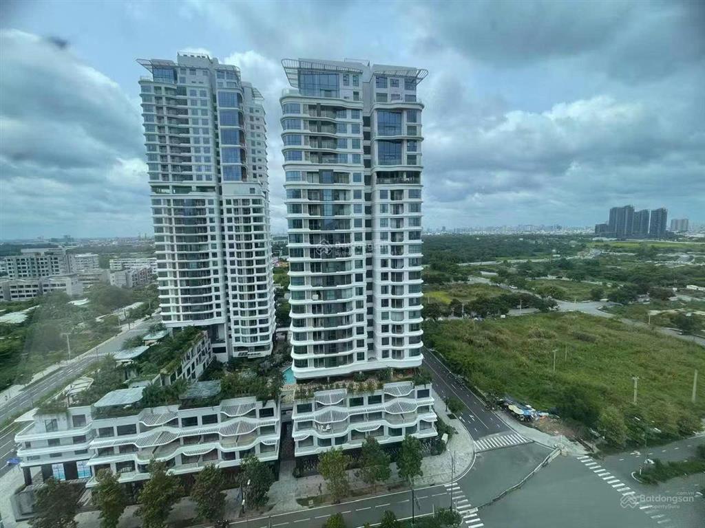 Bán căn hộ 2pn, 2wc  dt 94m2 tại the river thủ thiêm, giá tốt 18 tỷ vnd