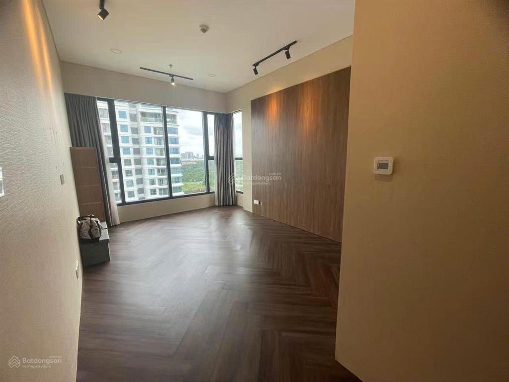 Bán căn hộ 2pn, 2wc  dt 94m2 tại the river thủ thiêm, giá tốt 18 tỷ vnd