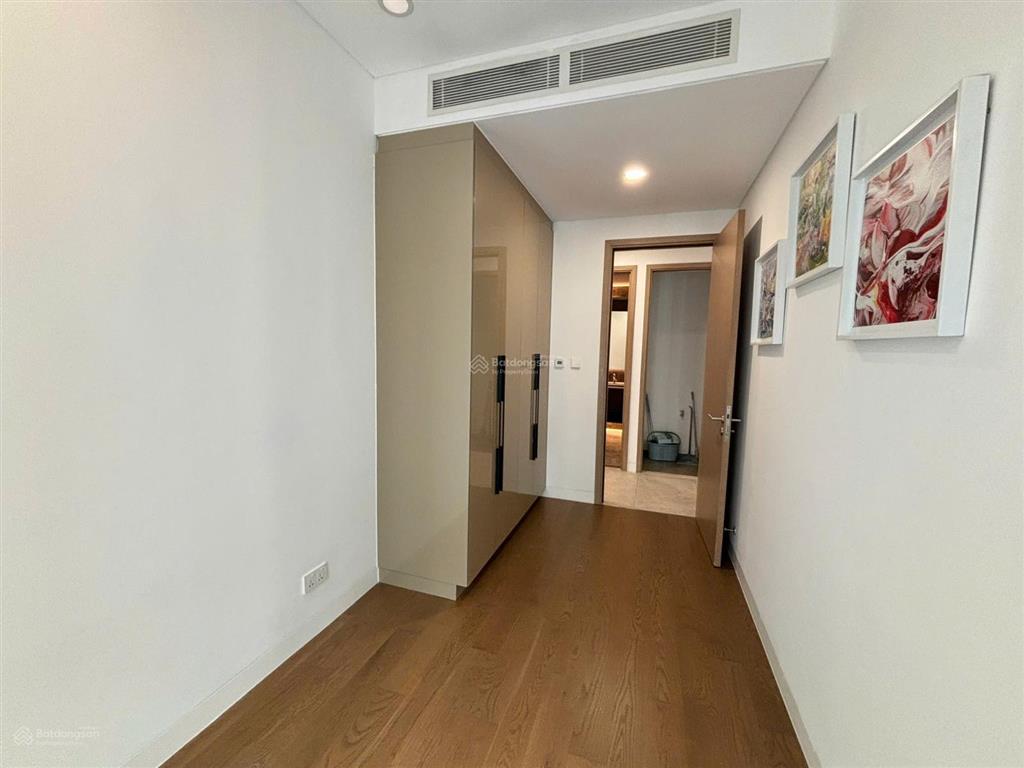 Bán căn hộ tại the river thủ thiêm. giá 16,7 tỷ. diện tích 84m2, loại căn 2pn, 2wc