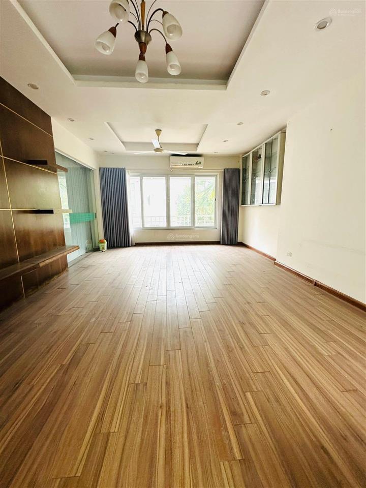 Cho thuê nhà ngõ 80 trung kính, 75m x 4 tầng. giá 25tr/tháng