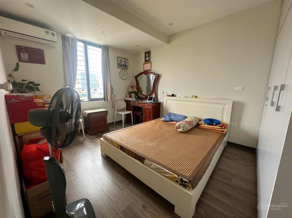 Bán cc tại vũ phạm hàm, 4,65 tỷ, 54,5 m2, 2pn, 1wc, giá siêu hời