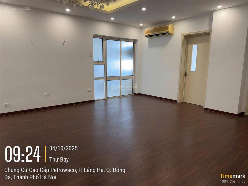 Bán căn hộ 101 phố láng hạ, 146,5m2 có 3pn có thể sửa thành 04pn giá tốt