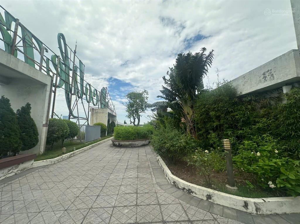 Bán căn góc 107m2, 3pn tòa ecolife tây hồ, có slot ô tô full nội thất
