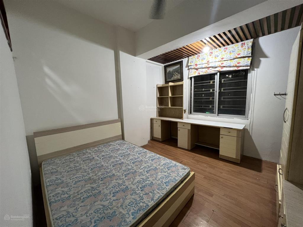 Bán căn hộ 130 phố đốc ngữ, ba đình, 72m, có 2pn giá hơn 6 tỷ