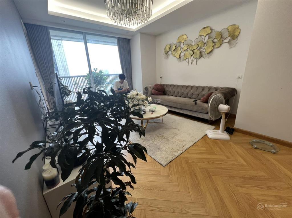 Bán căn hộ royal city, 72 nguyễn trãi, 115m2, có 2 phòng ngủ giá bán nhanh