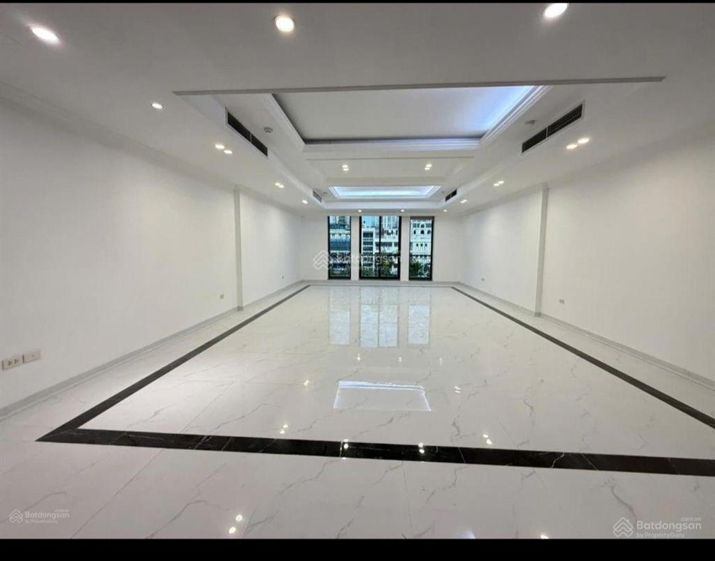 Cho thuê nhà liền kề trần kim xuyến, 150m2 x 7 tầng. có thang máy. mặt tiền 10m