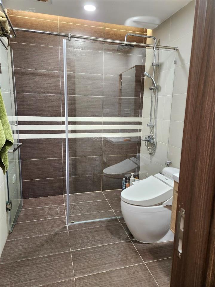 Tôi bán căn hộ eurowindow 27 trần duy hưng, 93,2m2, có 3pn 2 wc ban công đông nam