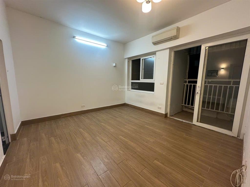Bán căn hộ chung cư 2pn, 1wc tại khu đô thị nam trung yên, 3,7 tỷ, 55m2 chỉ với tốt
