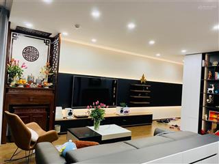 Bán căn hộ c18 xuân la, 665 lạc long quân, 90m2, 3pn 2 wc view hồ tây.