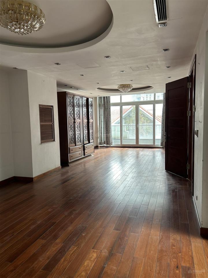 Cho thuê nhà ngõ số 6 phố trần kim xuyến, yên hòa, 150m2, mặt tiền 10m xây 6 tầng thang máy