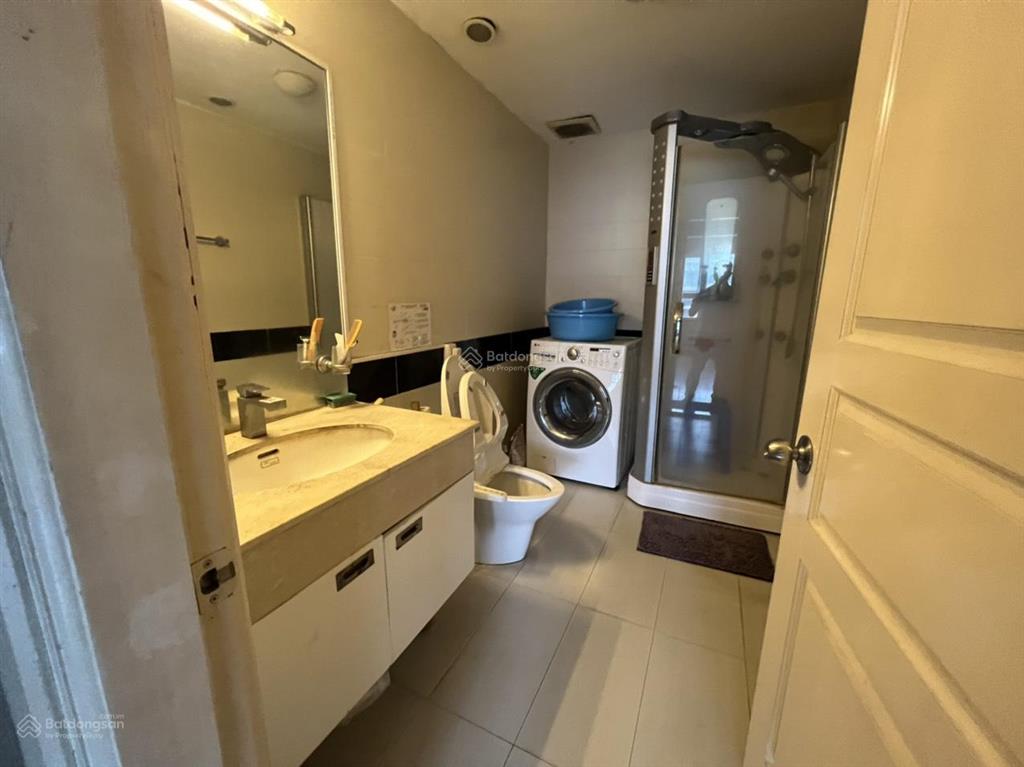 Bán căn hộ chung cư tòa nhà n09  b thành thái, 130m2, 3pn 2 wc nhà đẹp full đồ