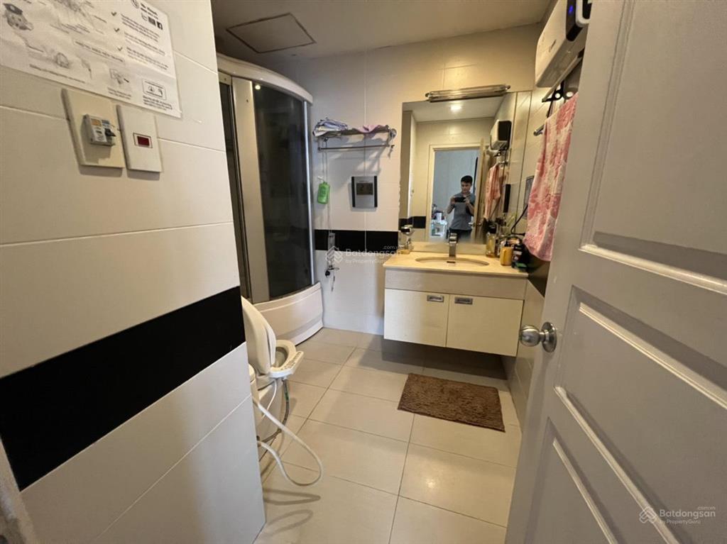 Bán căn hộ chung cư tòa nhà n09  b thành thái, 130m2, 3pn 2 wc nhà đẹp full đồ