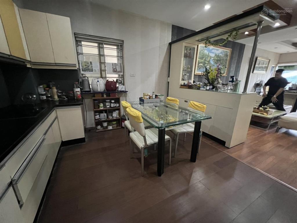 Bán căn hộ chung cư tòa nhà n09  b thành thái, 130m2, 3pn 2 wc nhà đẹp full đồ