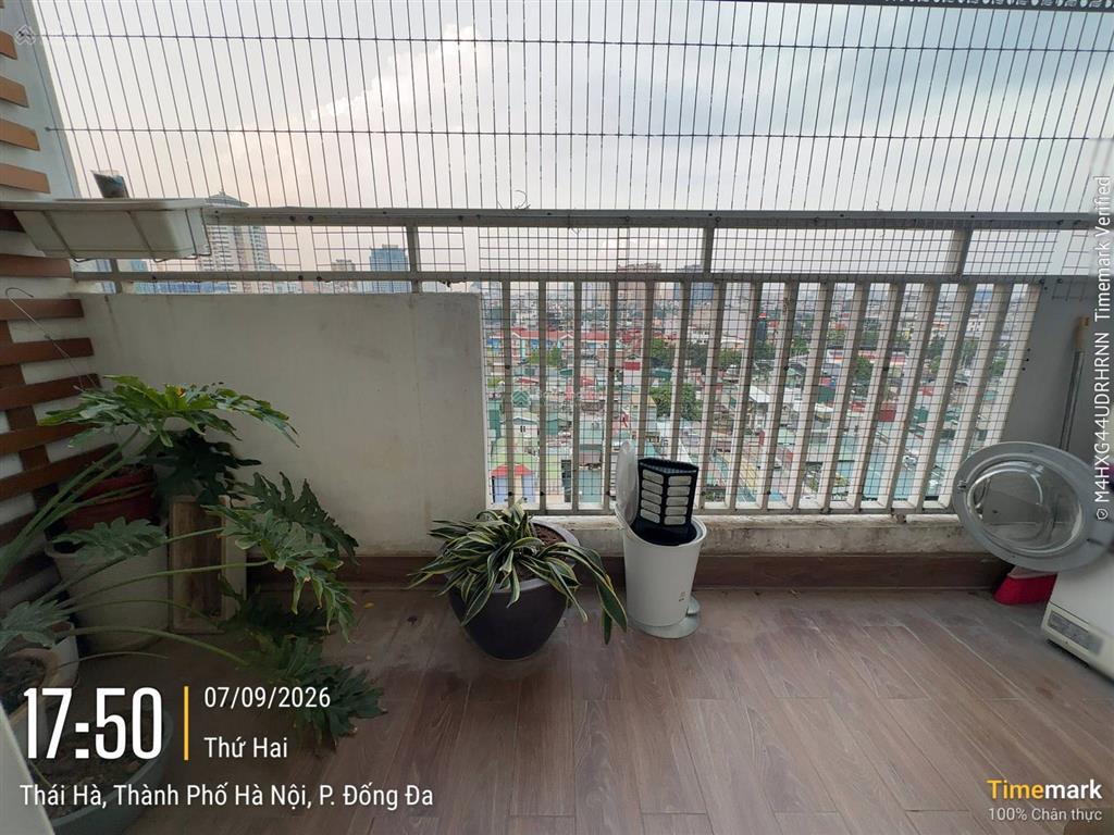 Cho thuê căn hộ 165 thái hà, 90m2 có 2pn2wc full đồ