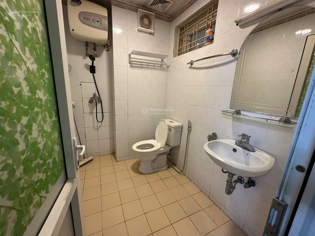 Cho thuê căn hộ ngủ d5a trần thái tông, 120m 3pn giá 15 triệu/tháng