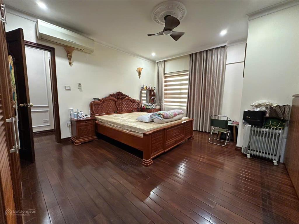 Cho thuê căn hộ m5 nguyễn chí thanh, diện tích 150m2, full đồ, có slot ôtô