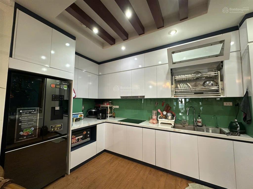 Cho thuê căn hộ m5 nguyễn chí thanh, diện tích 150m2, full đồ, có slot ôtô