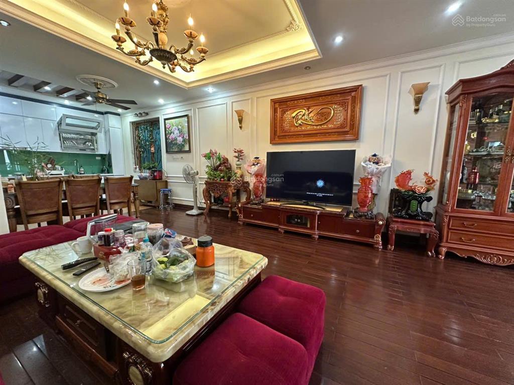 Cho thuê căn hộ m5 nguyễn chí thanh, diện tích 150m2, full đồ, có slot ôtô