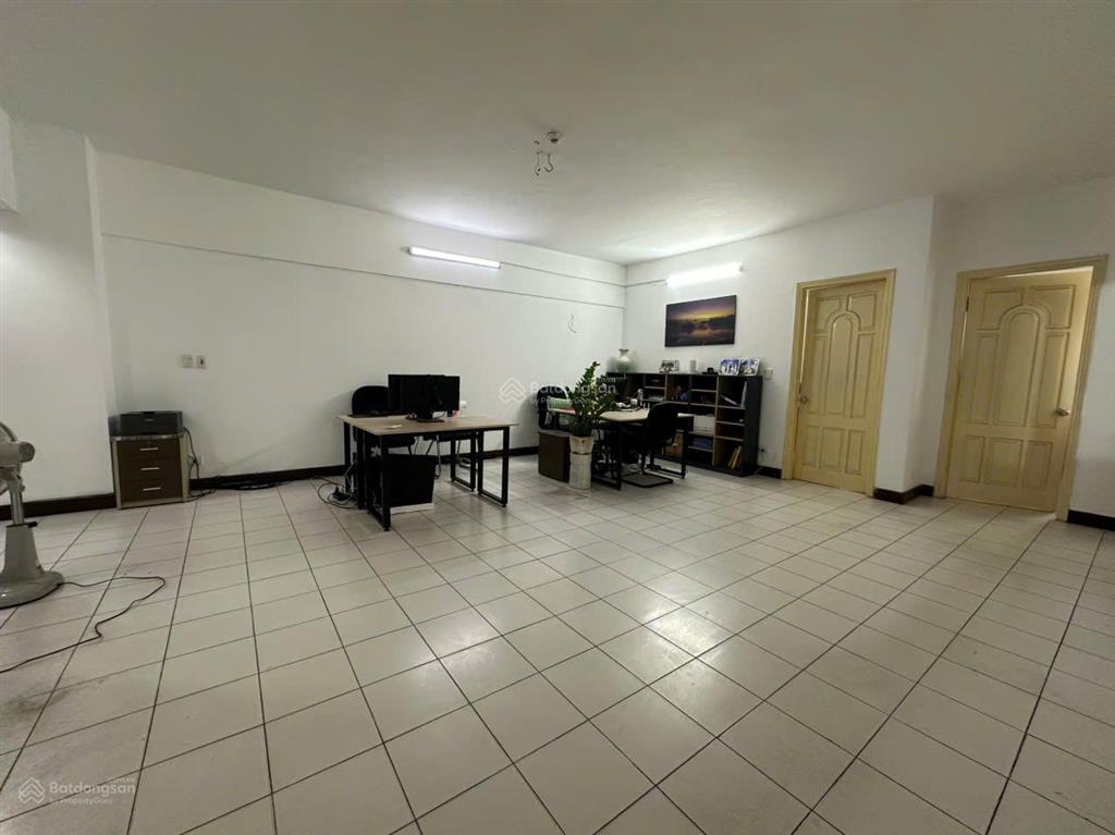 Chính chủ gửi bán căn hộ 163m2 thiết kế 3pn 2wc tòa 101 láng hạ, giá 12 tỷ, tầng cao view thoáng