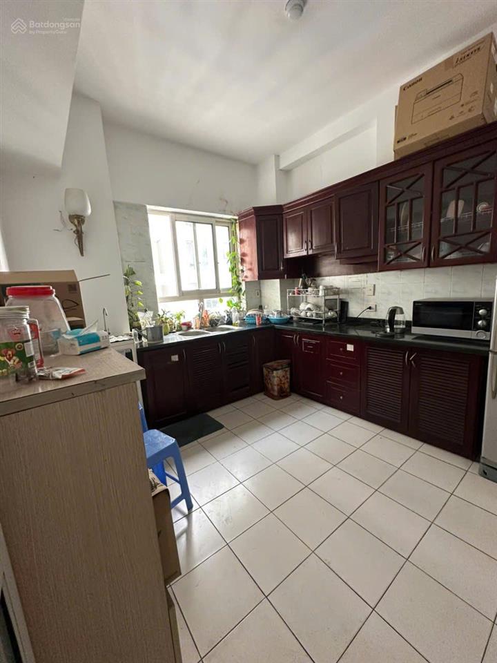 Chính chủ gửi bán căn hộ 163m2 thiết kế 3pn 2wc tòa 101 láng hạ, giá 12 tỷ, tầng cao view thoáng