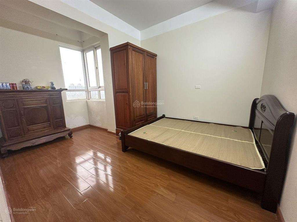 Bán căn hộ b14 kim liên, có 02 phòng ngủ giá tốt cần bán gấp