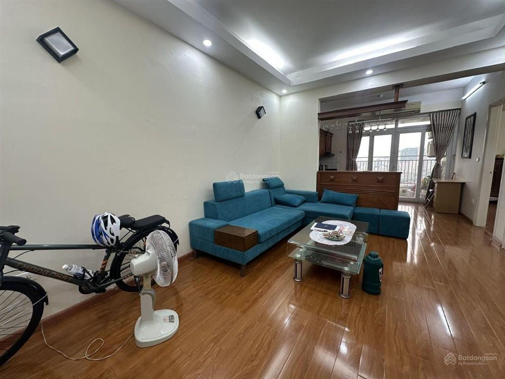 Bán căn hộ b14 kim liên, có 02 phòng ngủ giá tốt cần bán gấp
