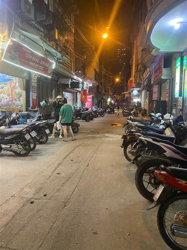 Hot mặt bằng khu Ao Sen đông sv nhất Hà Đông