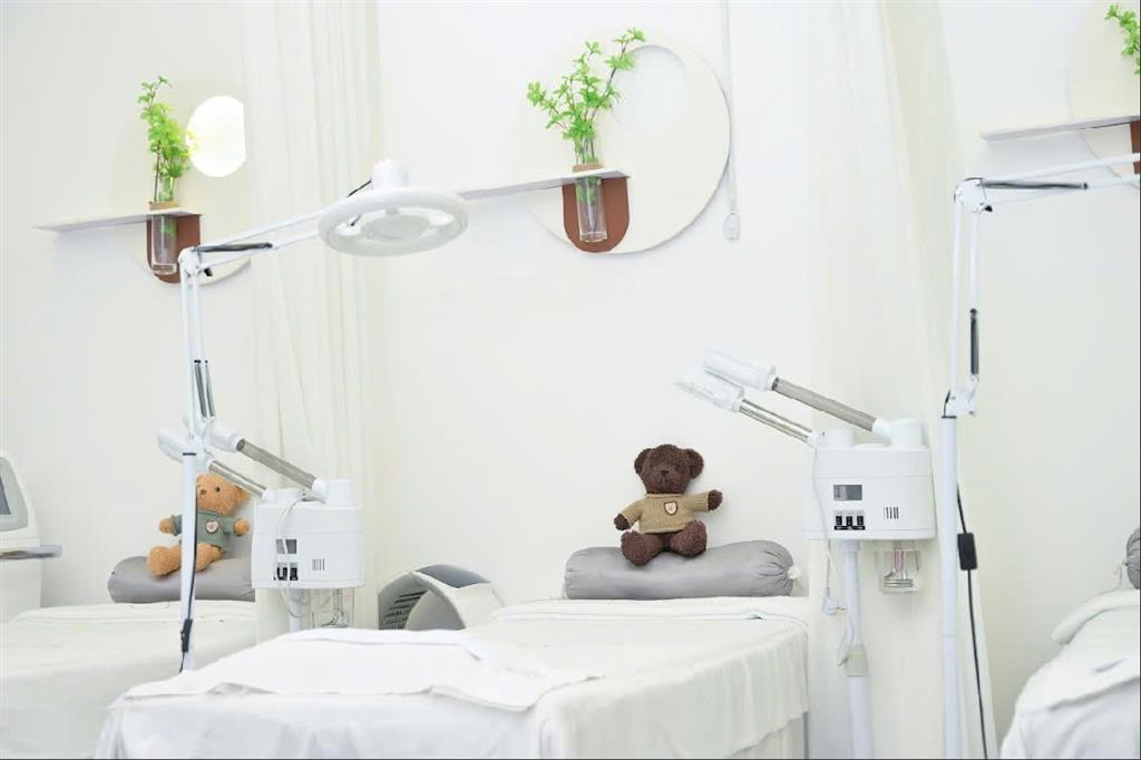 VISTEB hiện có 1 tầng lầu 3 cần share lại cho đối tác phù hợp trong lĩnh vực làm đẹp -