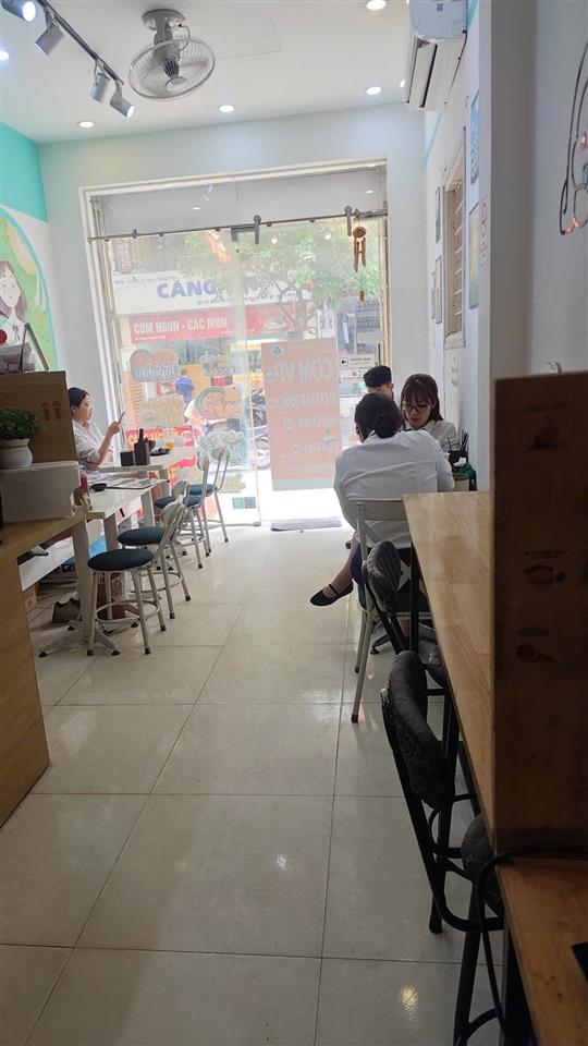 Sang nhượng quán tại 40 Đoàn Thị Điểm, Đống Đa, Hà Nội