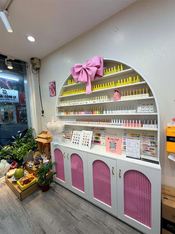 Sang nhượng Nail - Mi - Gội tại 168 Bạch Mai giá nhượng chỉ 4x triệu