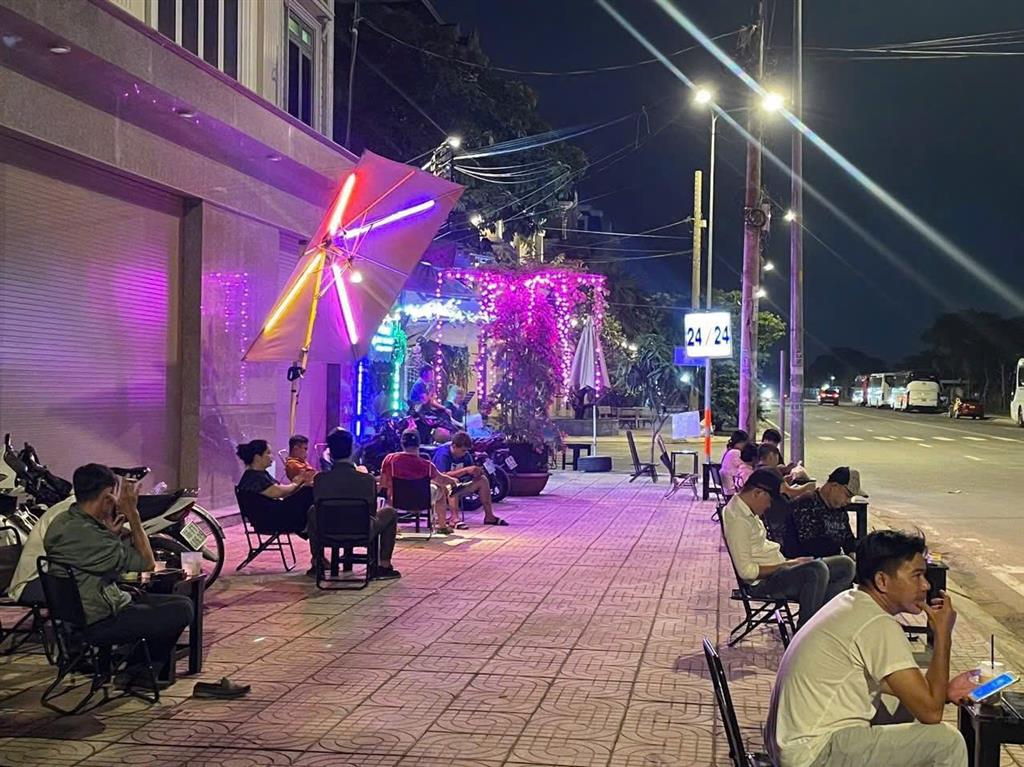 Sang quán Cafe Đường 34 Bình Trị Đông B, Bình Tân.