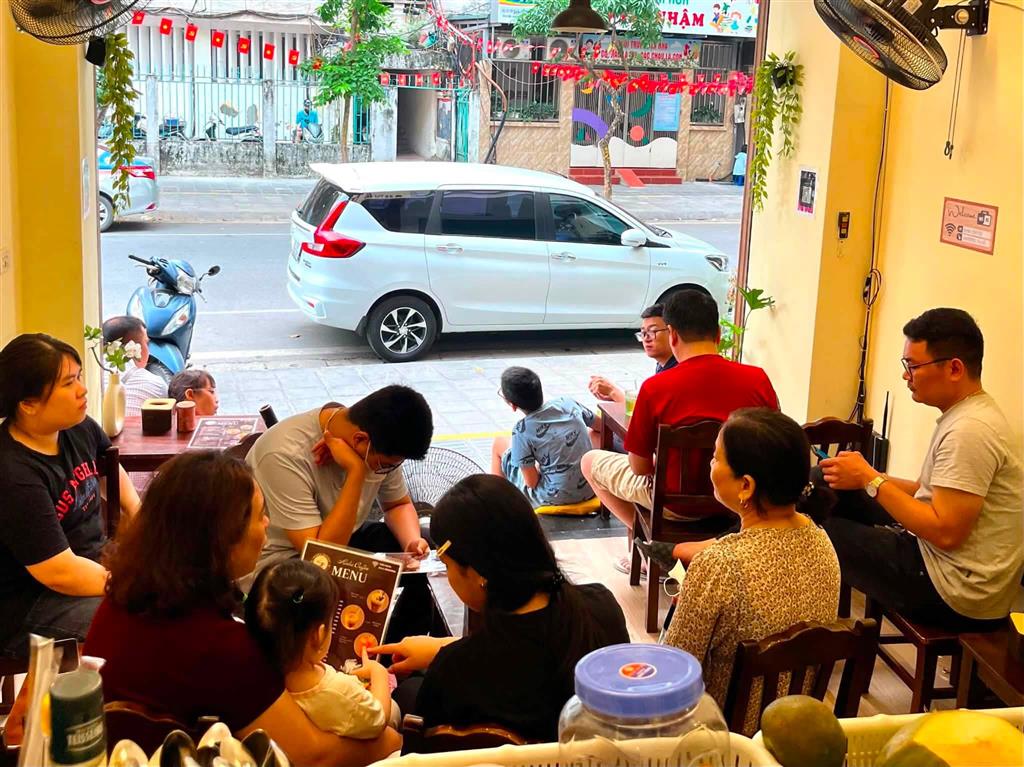 SANG NHƯỢNG QUÁN CÀ PHÊ – NHẬN QUÁN BÁN NGAY TẠI 30 THI SÁCH
